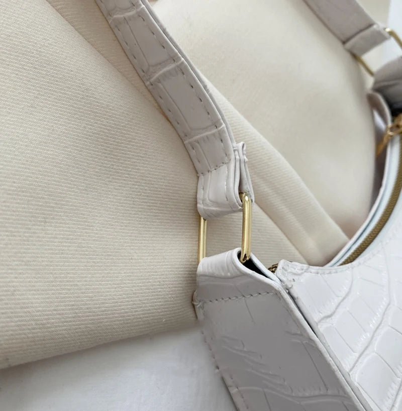 MoreThanWords™ Chic Alligator Pattern Armpit Bag – Effortlessly Stylish