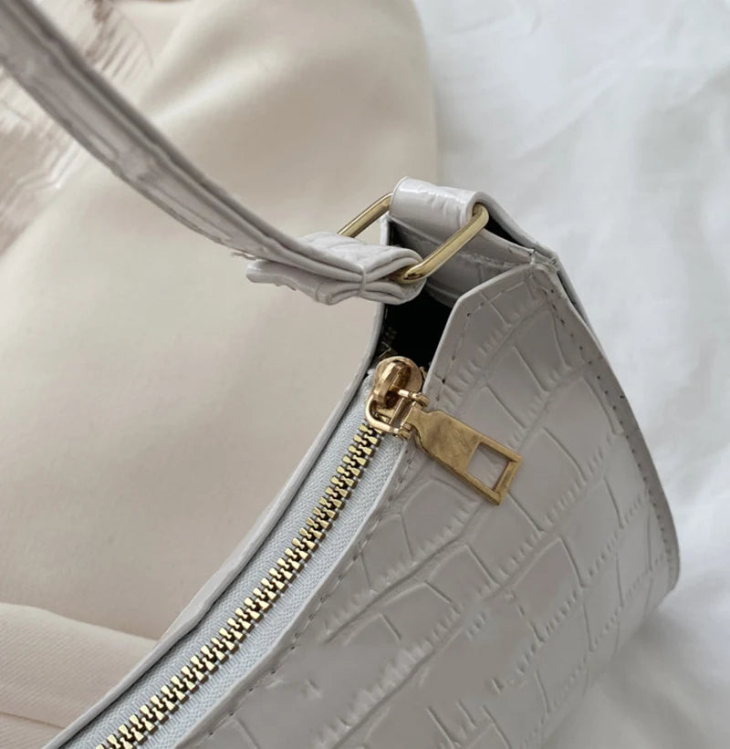 MoreThanWords™ Chic Alligator Pattern Armpit Bag – Effortlessly Stylish