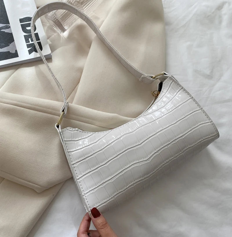 MoreThanWords™ Chic Alligator Pattern Armpit Bag – Effortlessly Stylish