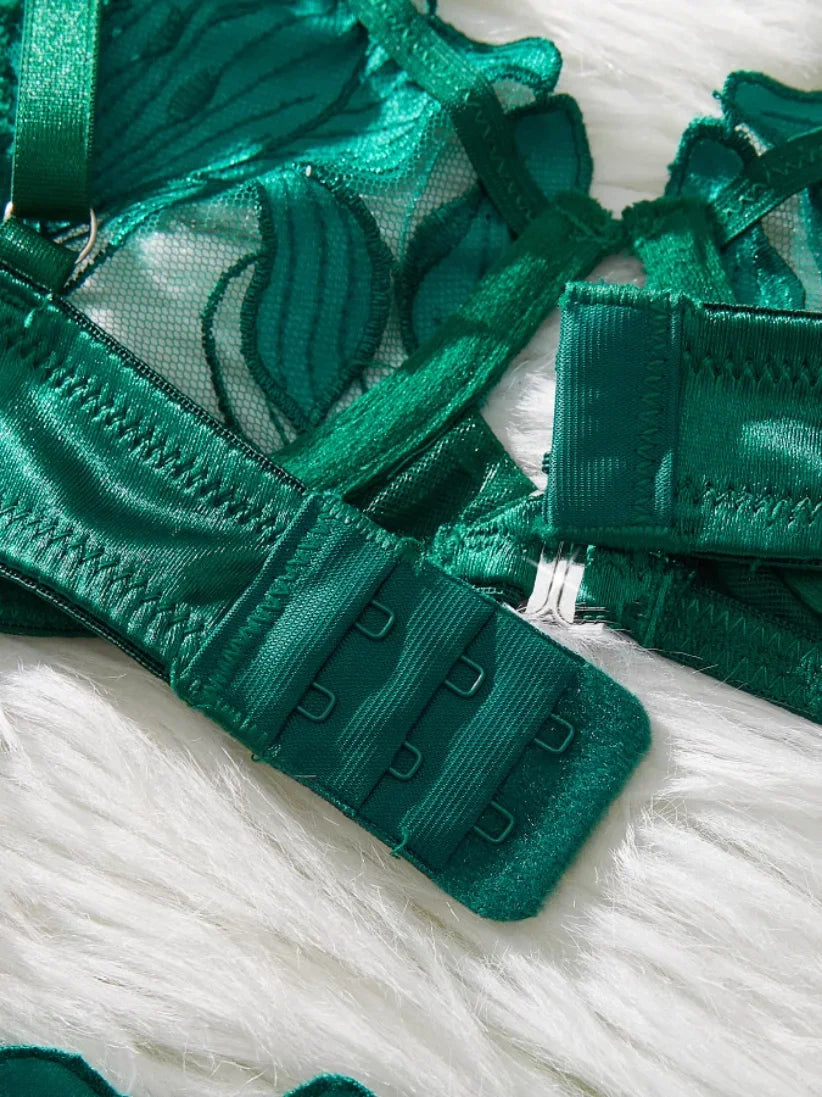 MoreThanWords™ Valentine’s Eve Temptation – Light Purple See-Through Lingerie Set