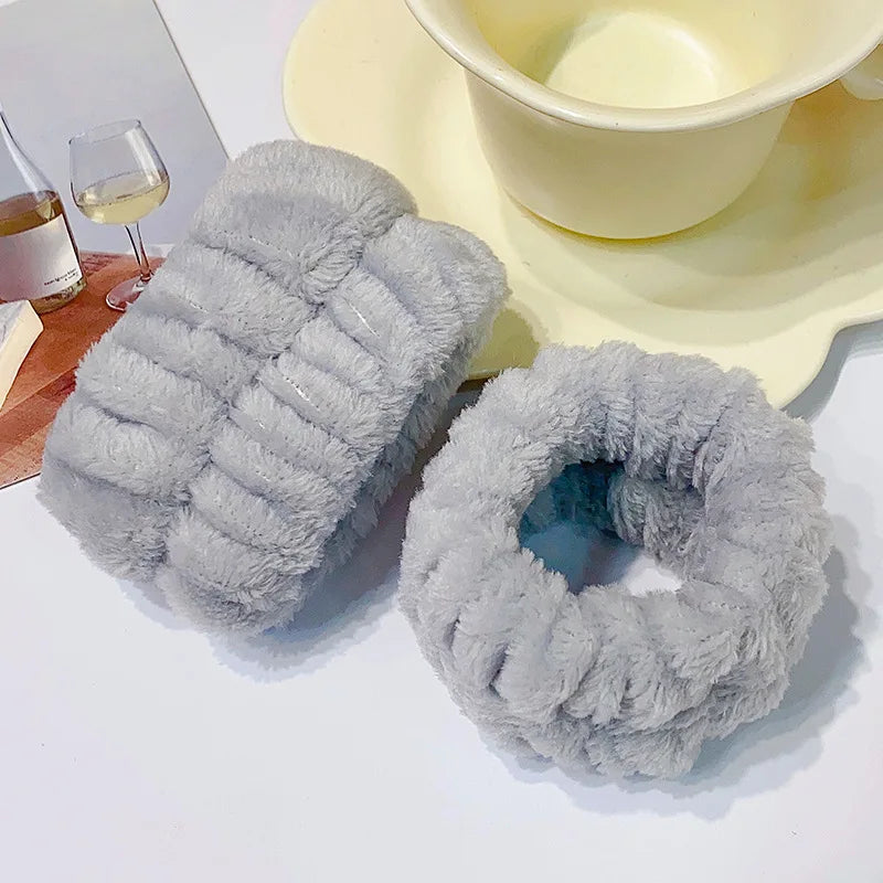 MoreThanWords™ Microfiber Wrist Washbands – No-Mess Face Washing Wrist Scrunchies 